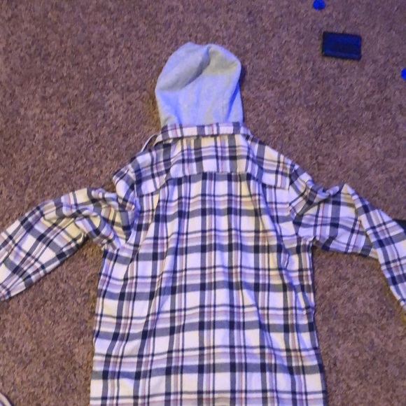Men's flannel - Picture 2 of 2